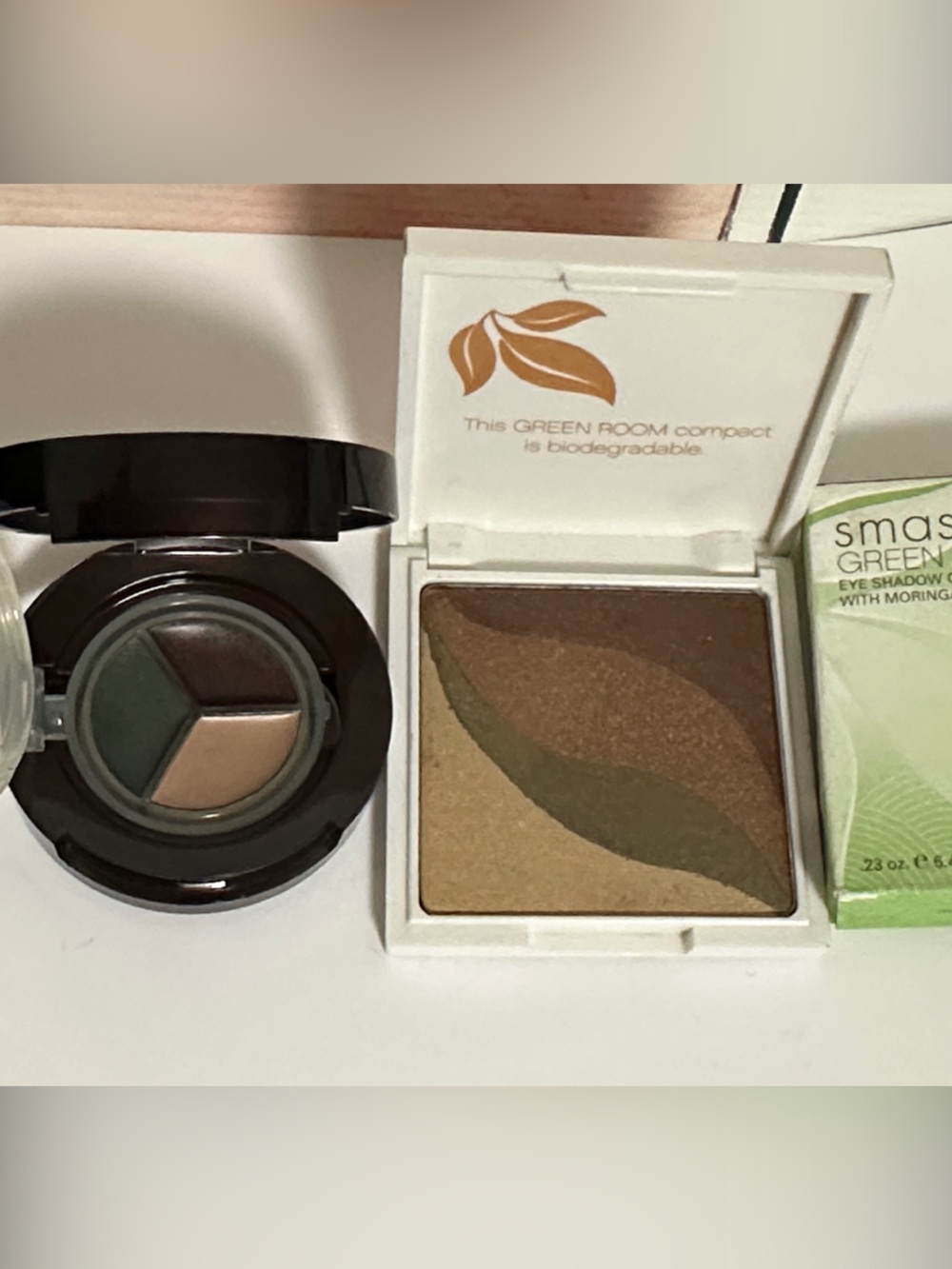 Smashbox Green Room Trio & Duo Eyeshadow Set — Green, Brown, Gold